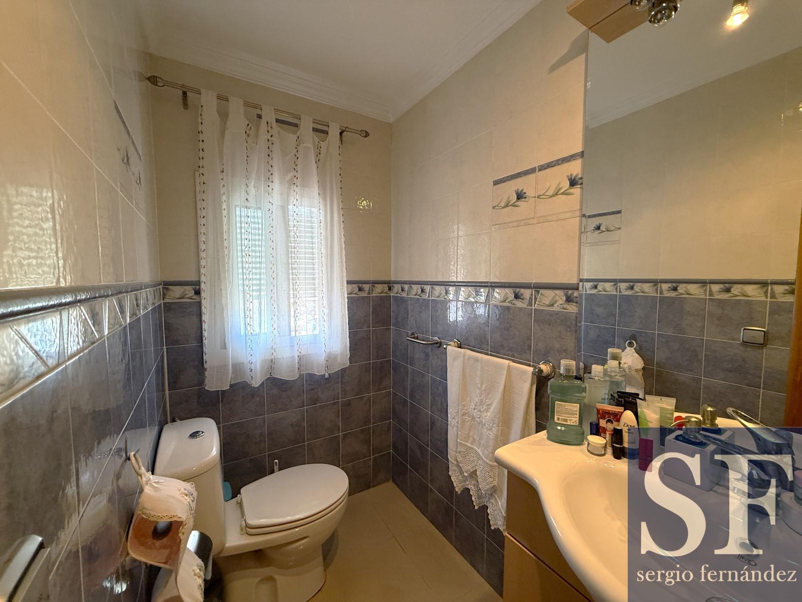 House for Sale in Canillas de Albaida