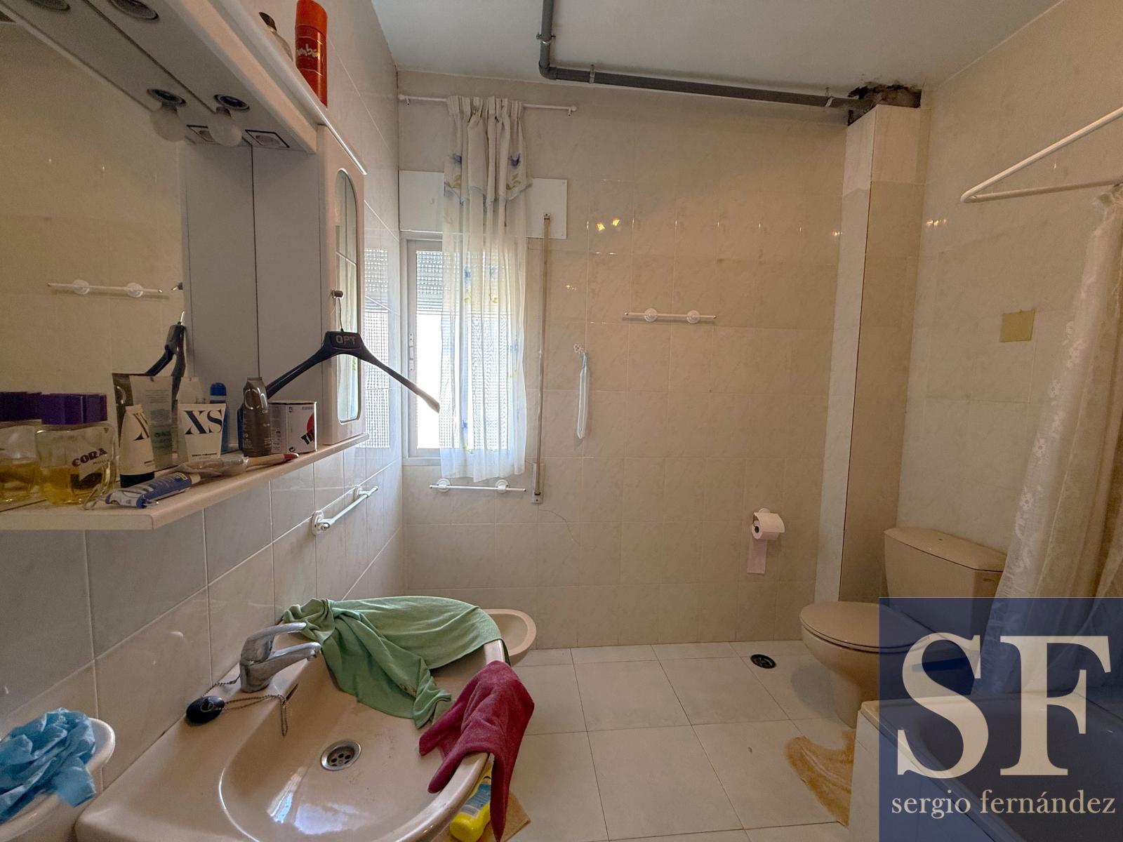 House for Sale in Canillas de Albaida