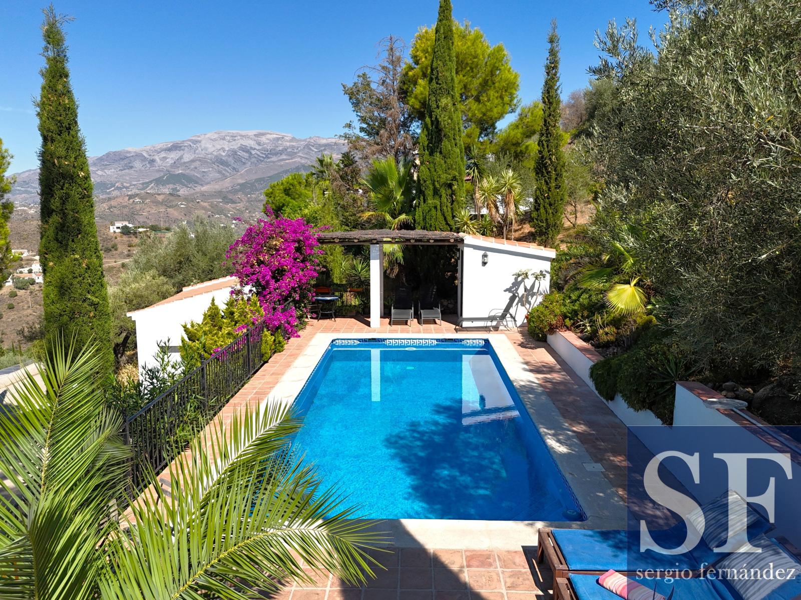 Villa en Venta en Cómpeta