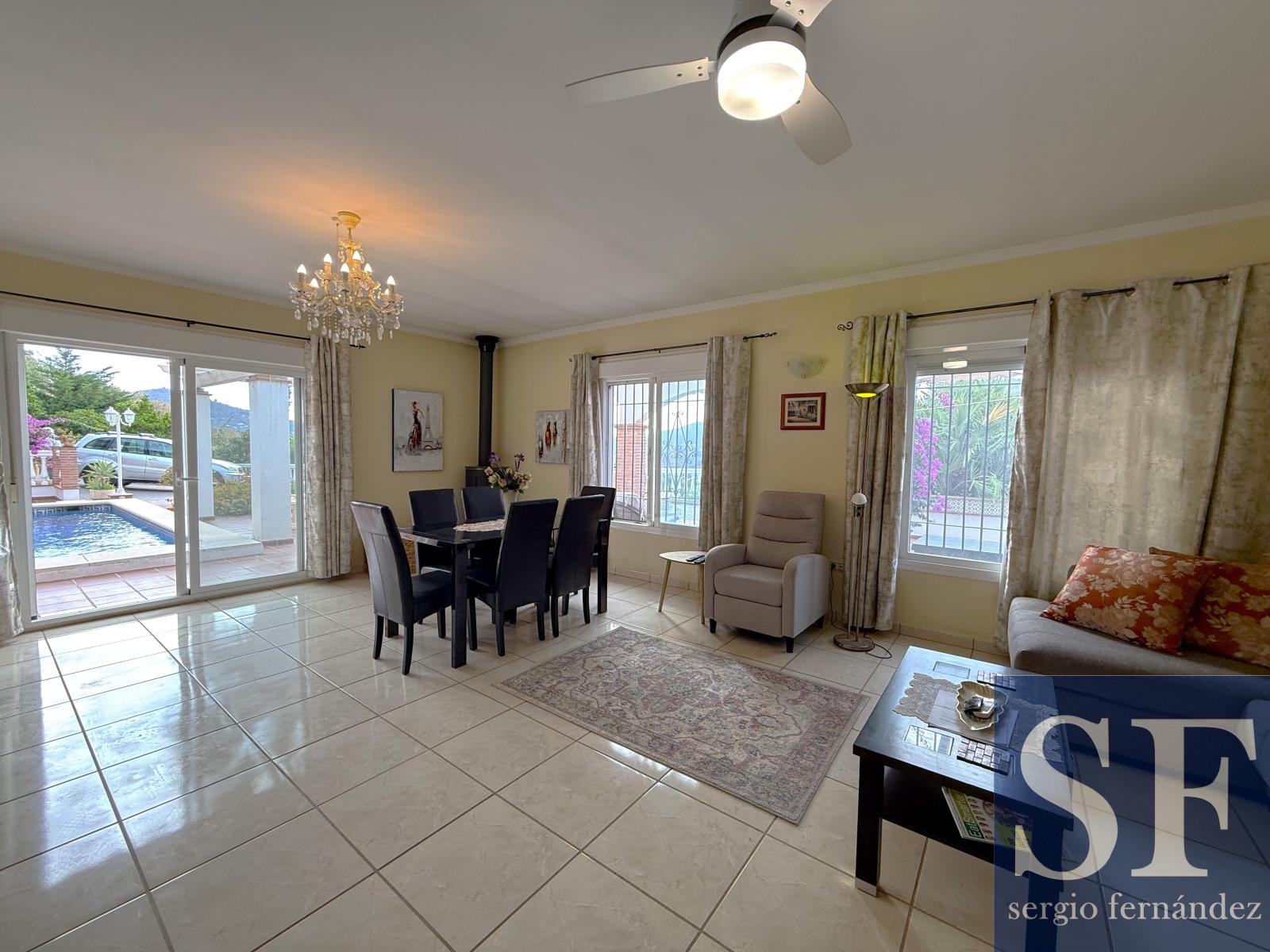 Villa for Sale in Cómpeta