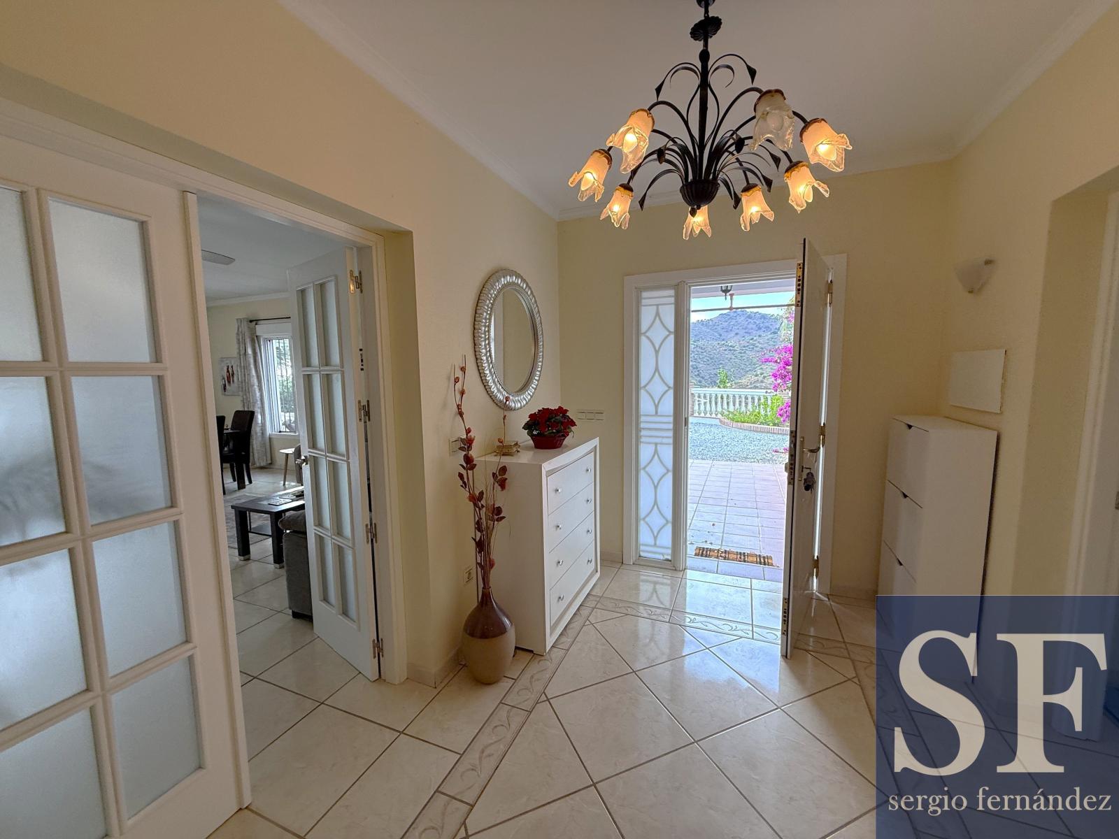 Villa for Sale in Cómpeta