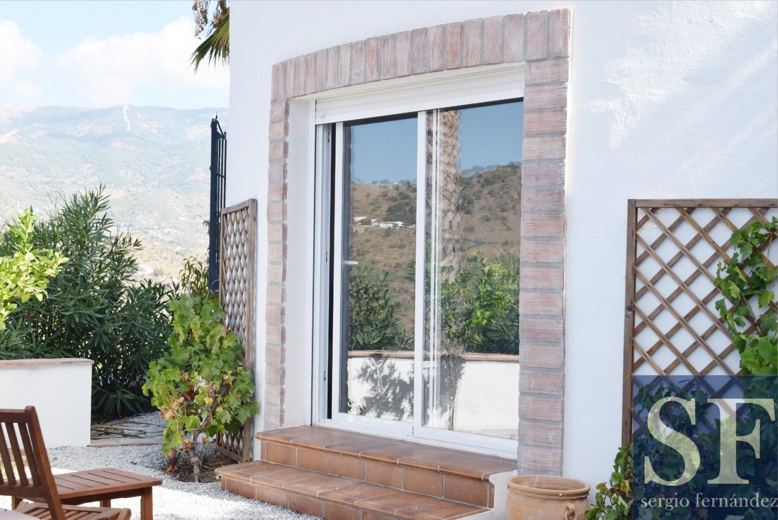 Villa en Venta en Cómpeta