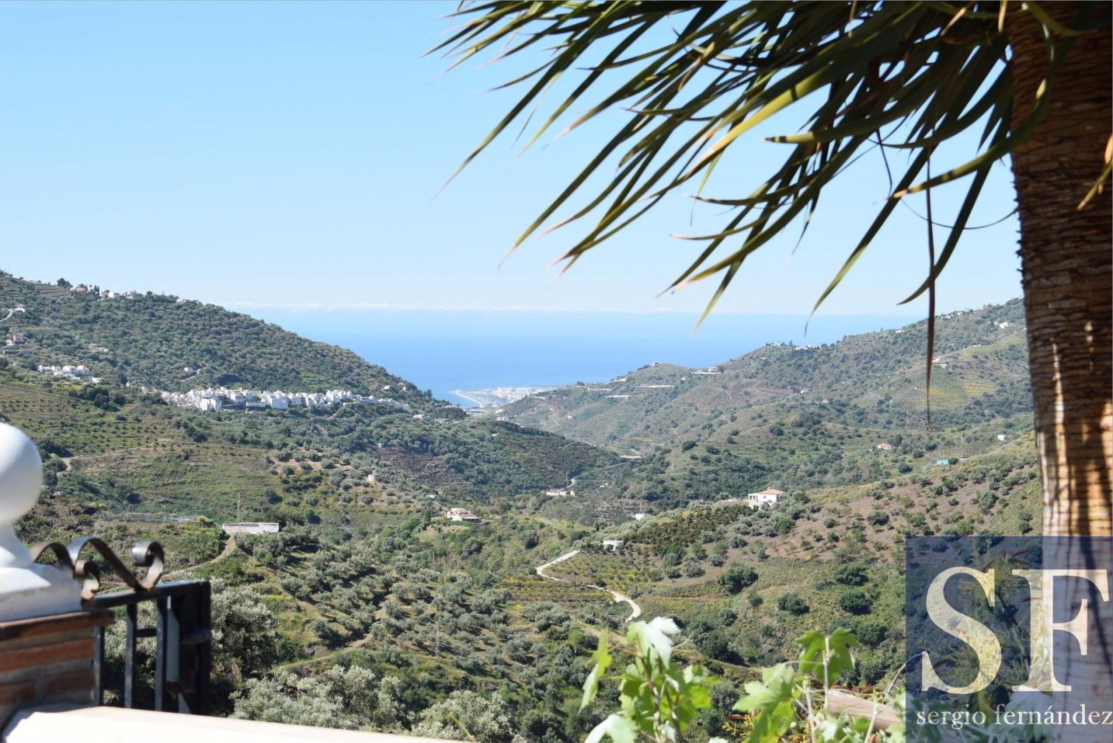 Villa en Venta en Cómpeta