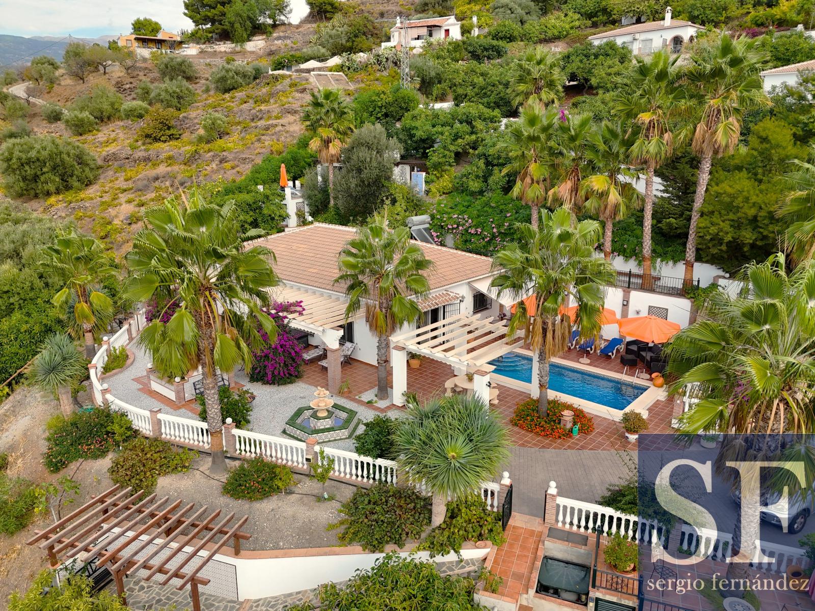 Villa for Sale in Cómpeta
