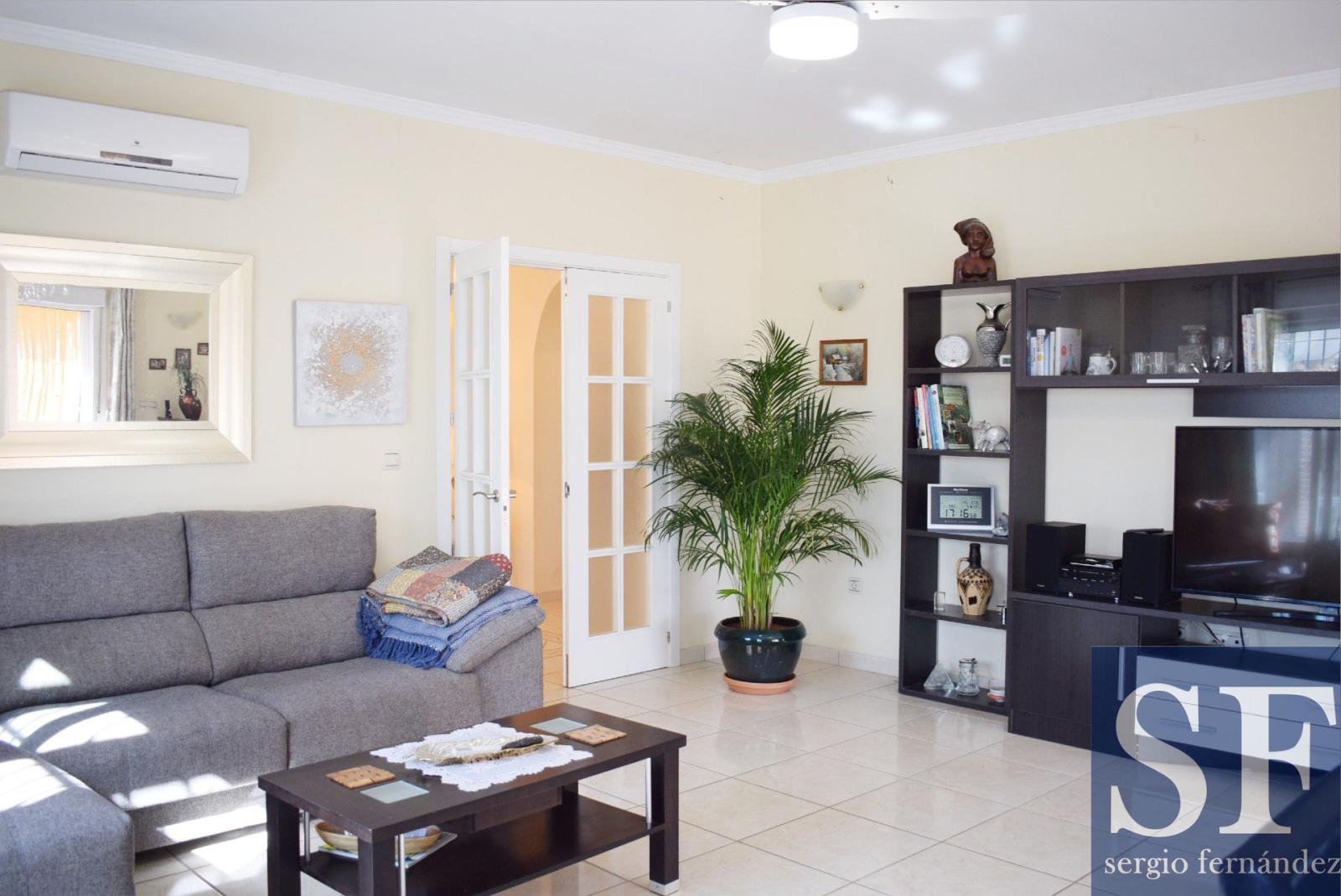 Villa en Venta en Cómpeta