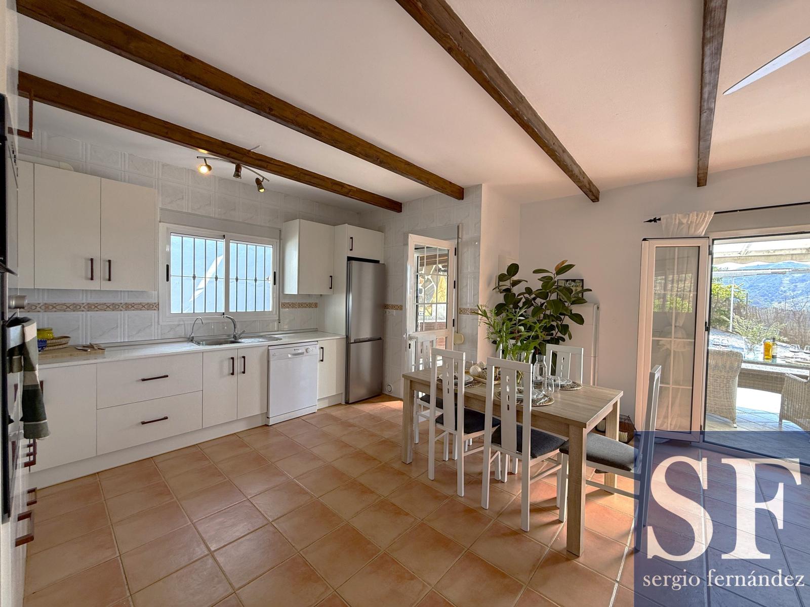 Villa for Sale in Corumbela