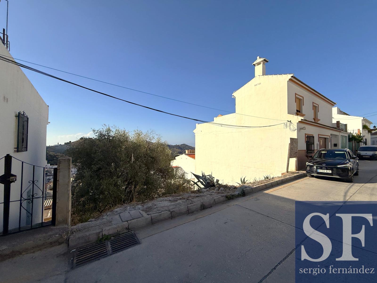 Parcela en Venta en Cómpeta