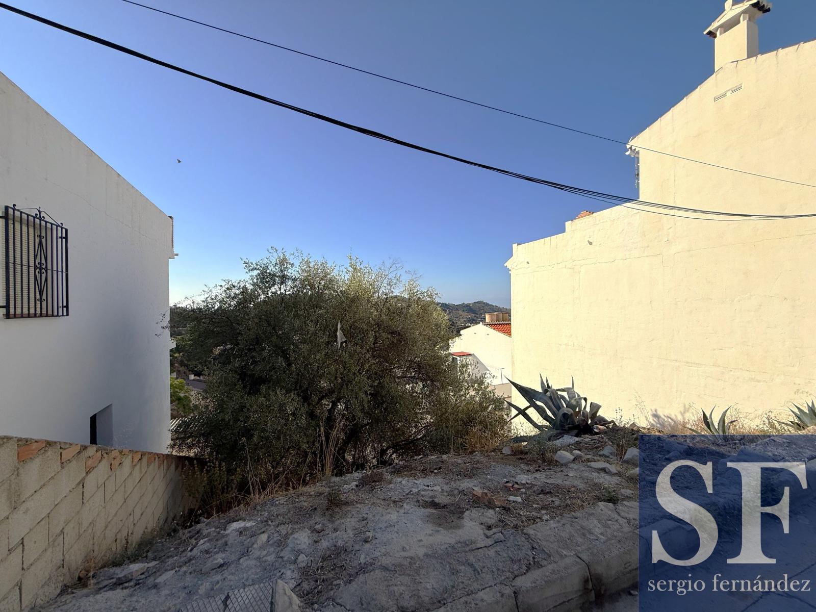 Parcela en Venta en Cómpeta