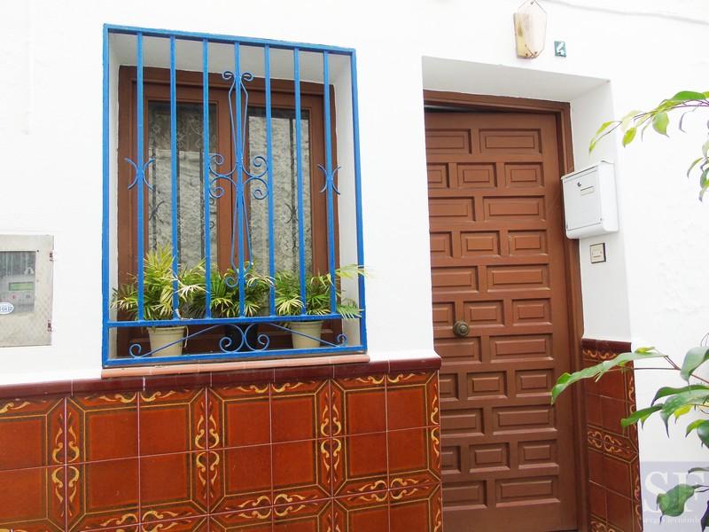 House for Sale in Canillas de Albaida