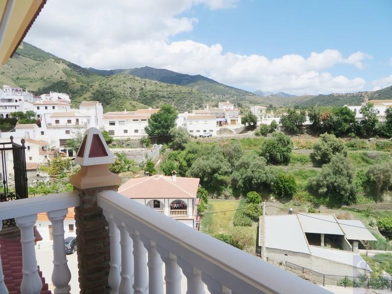 House for Sale in Sedella