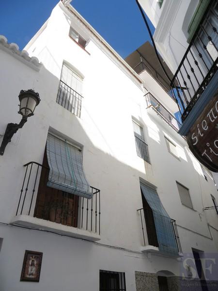 House for Sale in Cómpeta
