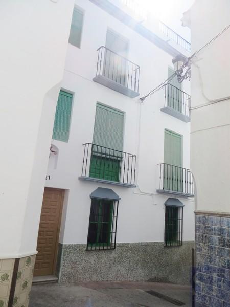 House for Sale in Cómpeta