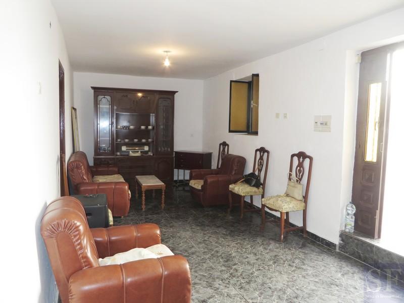 House for Sale in Salares