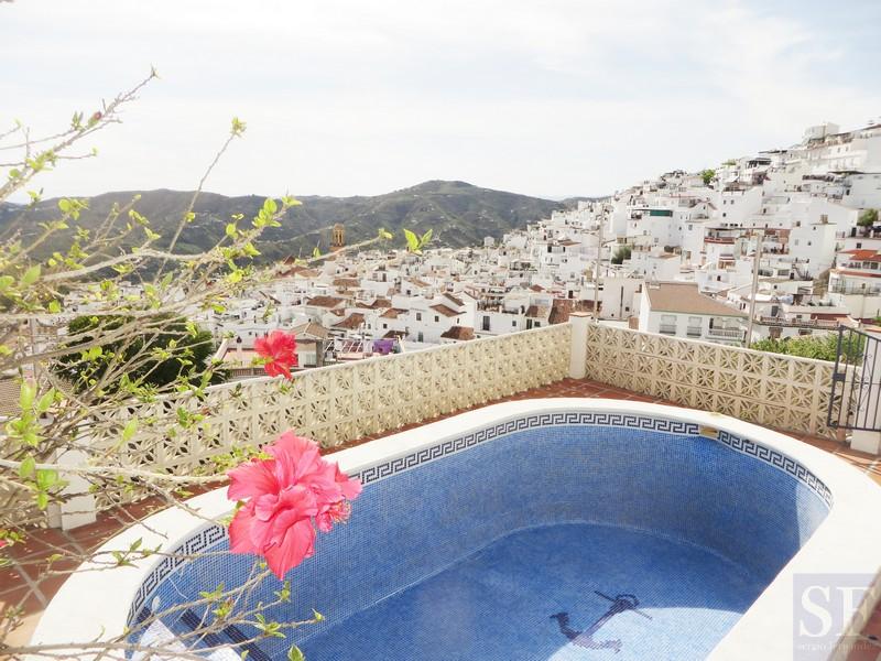 Casa en Venta en Cómpeta