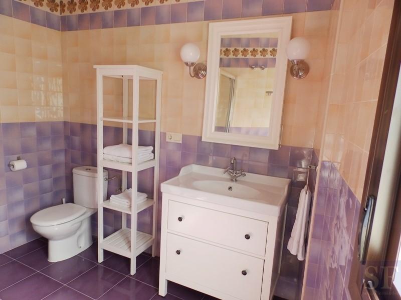House for Sale in Salares
