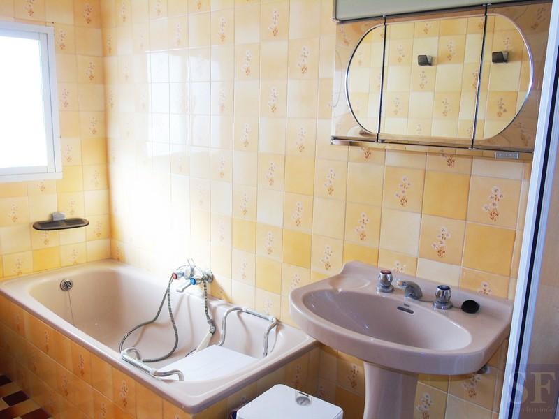 House for Sale in Canillas de Albaida