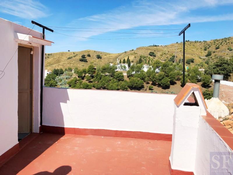 House for Sale in Salares
