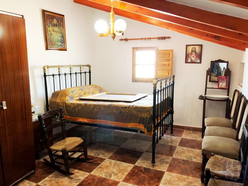 House for Sale in Salares