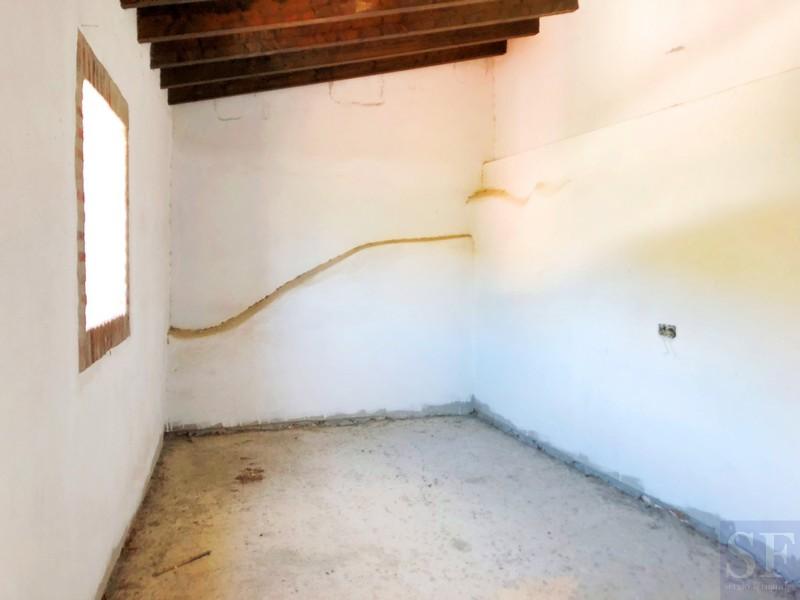 House for Sale in Salares
