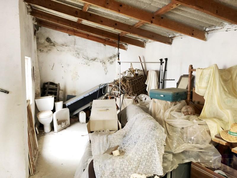 House for Sale in Salares