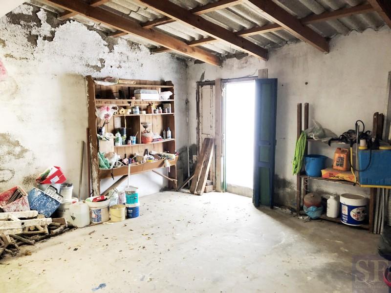 House for Sale in Salares