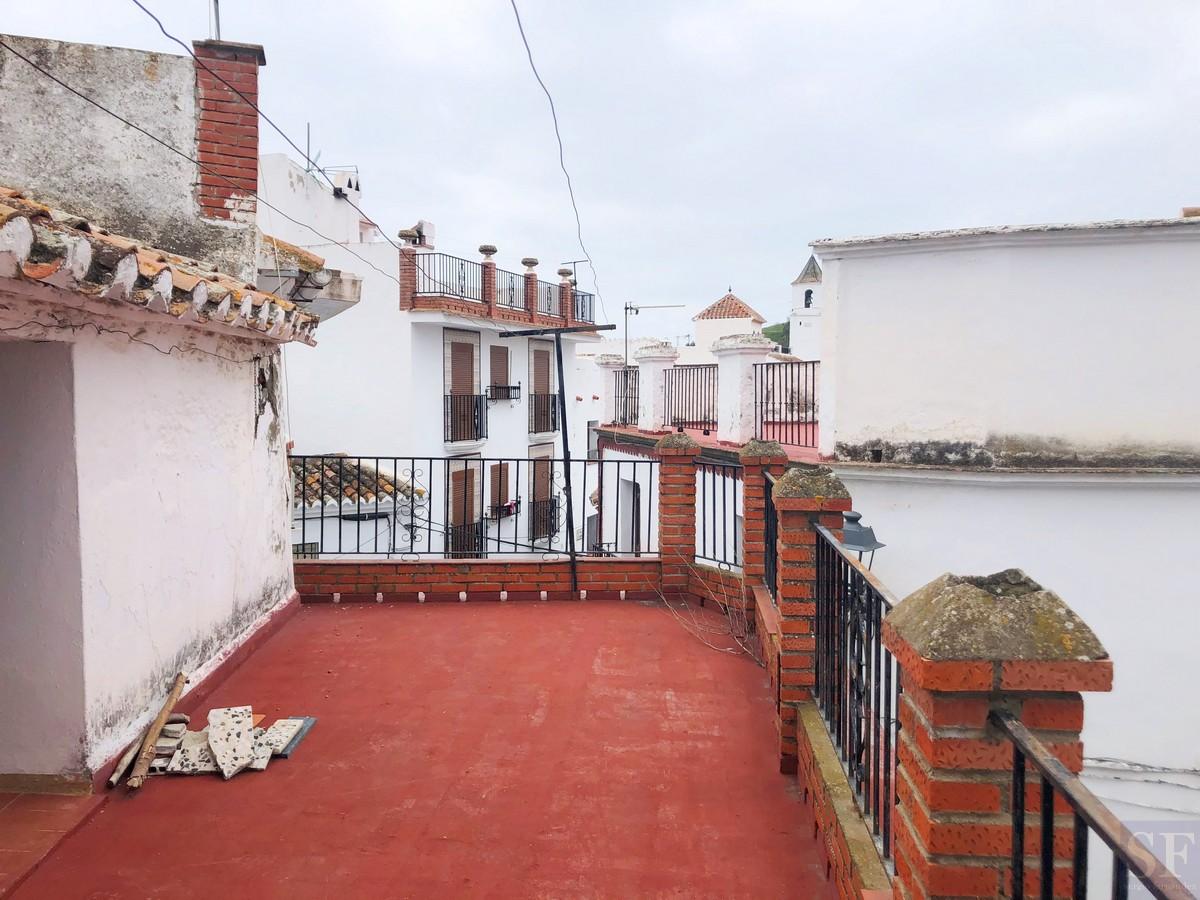 House for Sale in Sedella