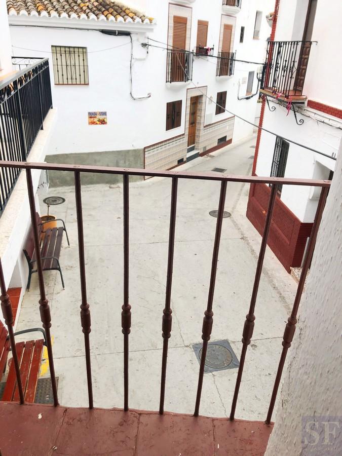 House for Sale in Sedella