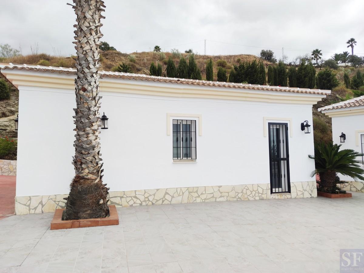Villa for Sale in Algarrobo