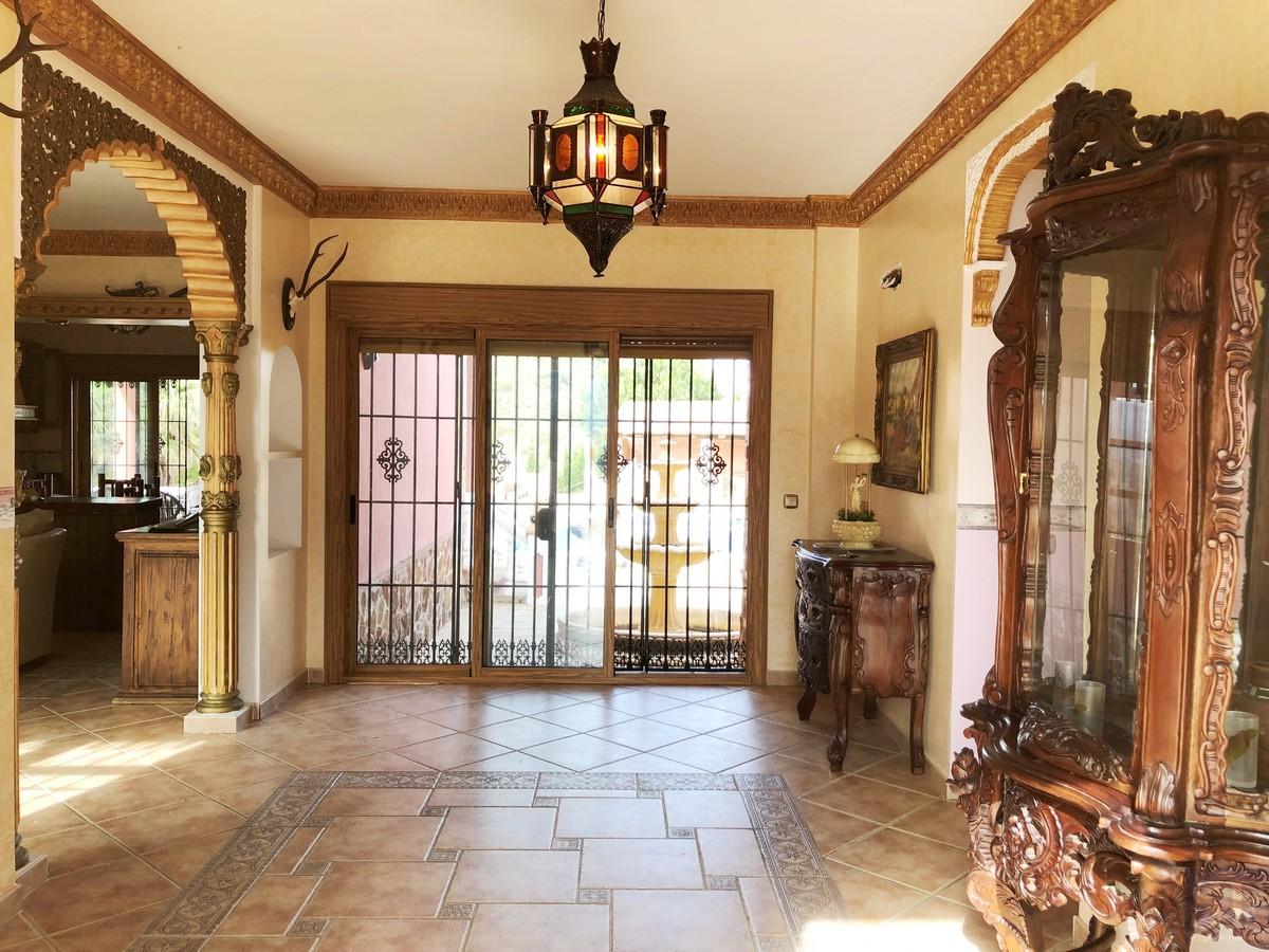 Villa for Sale in Sedella