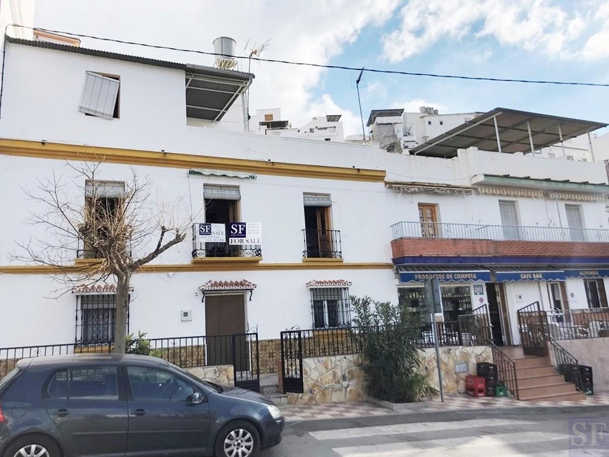 House for Sale in Cómpeta