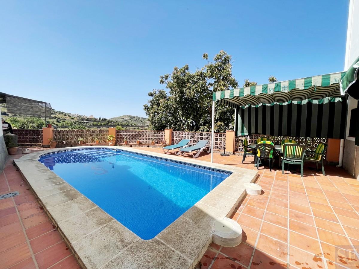 Villa for Sale in Cómpeta