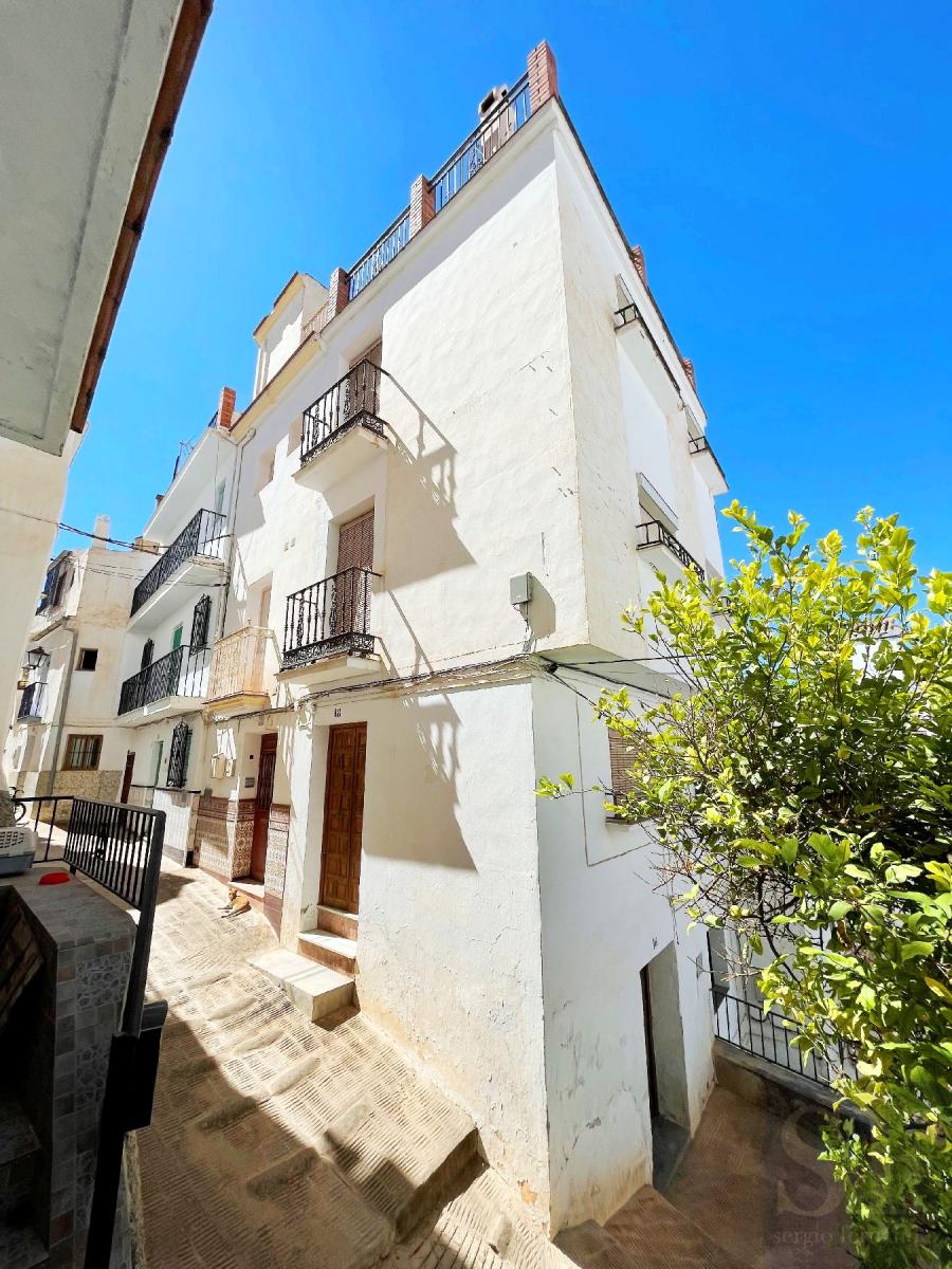 House for Sale in Cómpeta