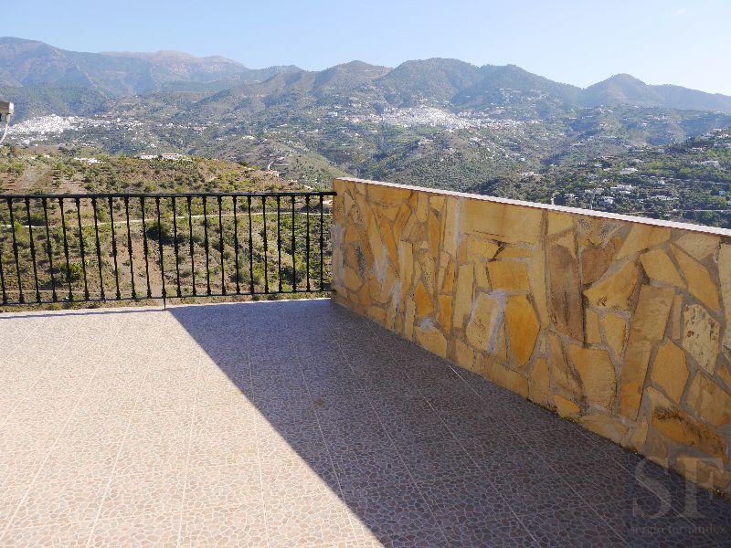 House for Sale in Corumbela