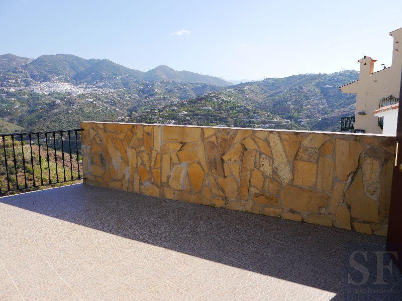 House for Sale in Corumbela