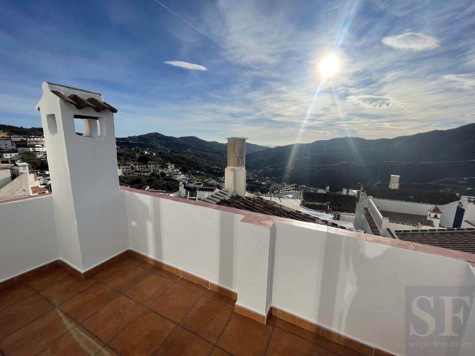 House for Sale in Canillas de Albaida