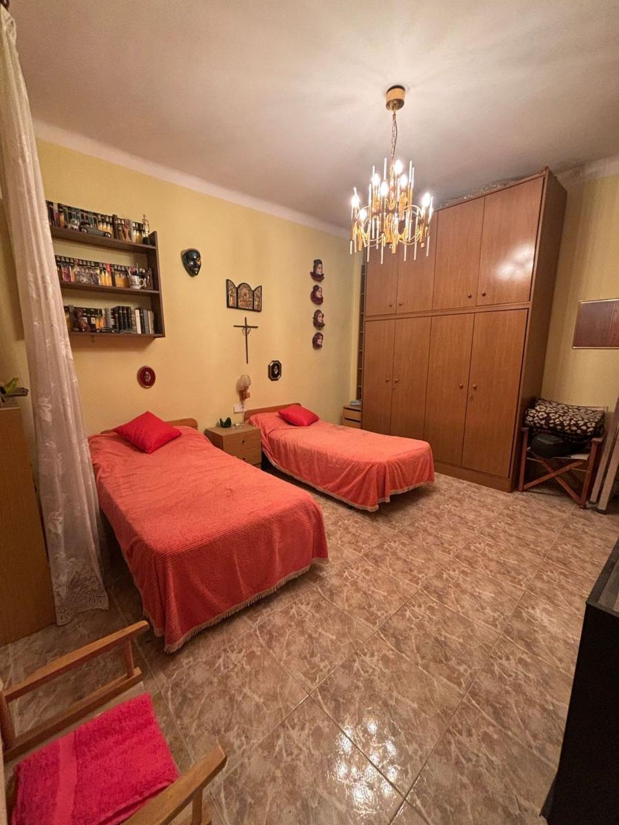 Flat for Sale in Flix