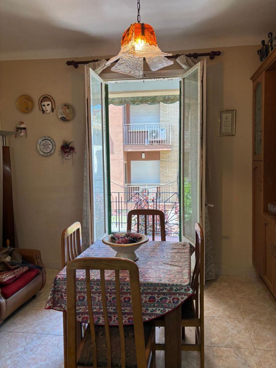 Flat for Sale in Flix