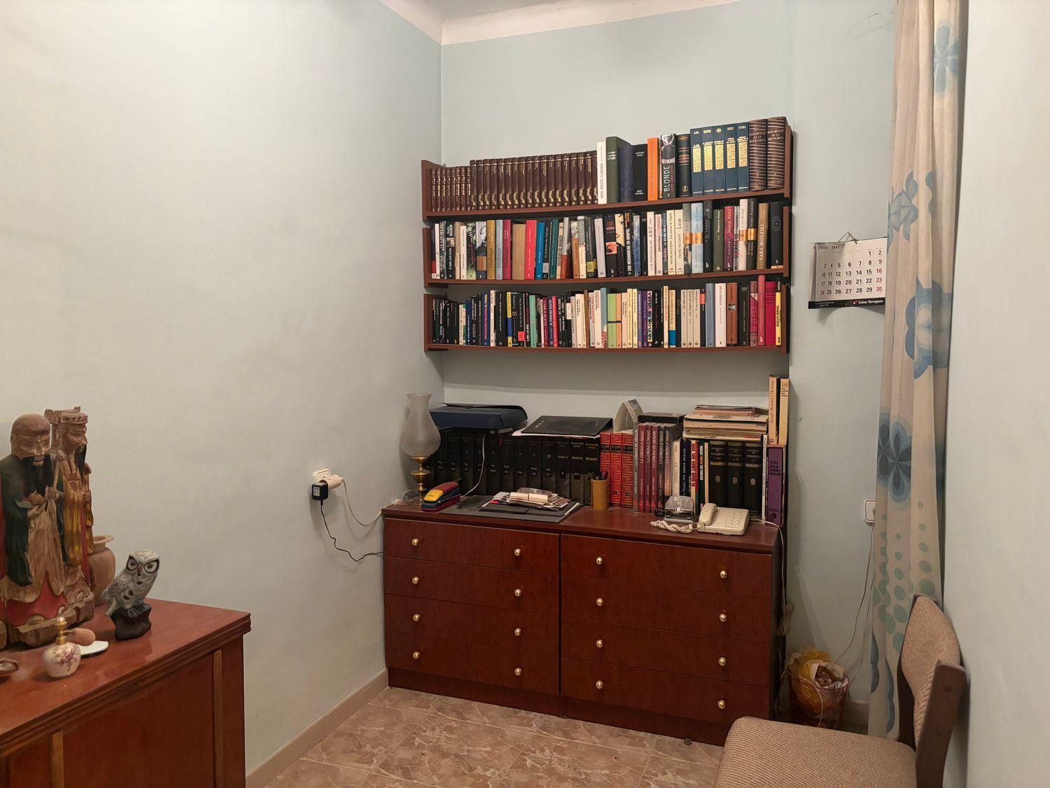 Flat for Sale in Flix