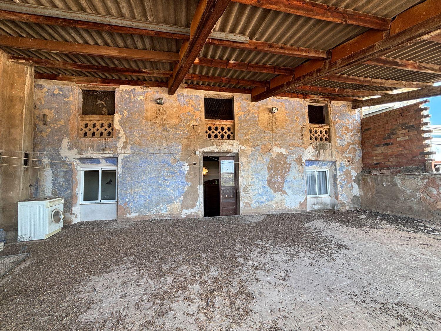 Villa for Sale in Ascó