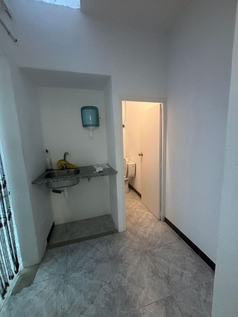 Premise for Rent in Tivissa