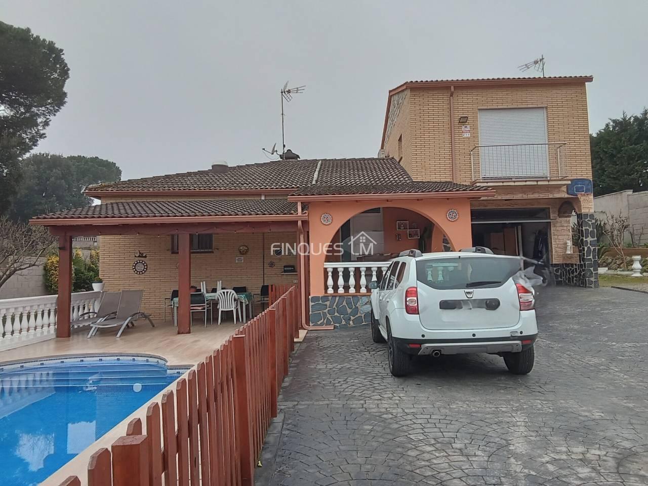 Casa en Venta en Vidreres