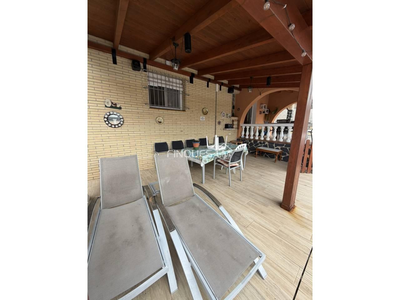 Casa en Venta en Vidreres