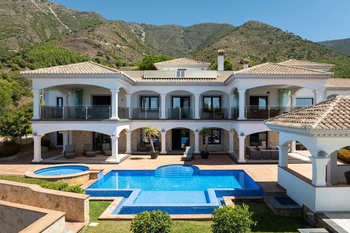 Villa for Sale in Mijas