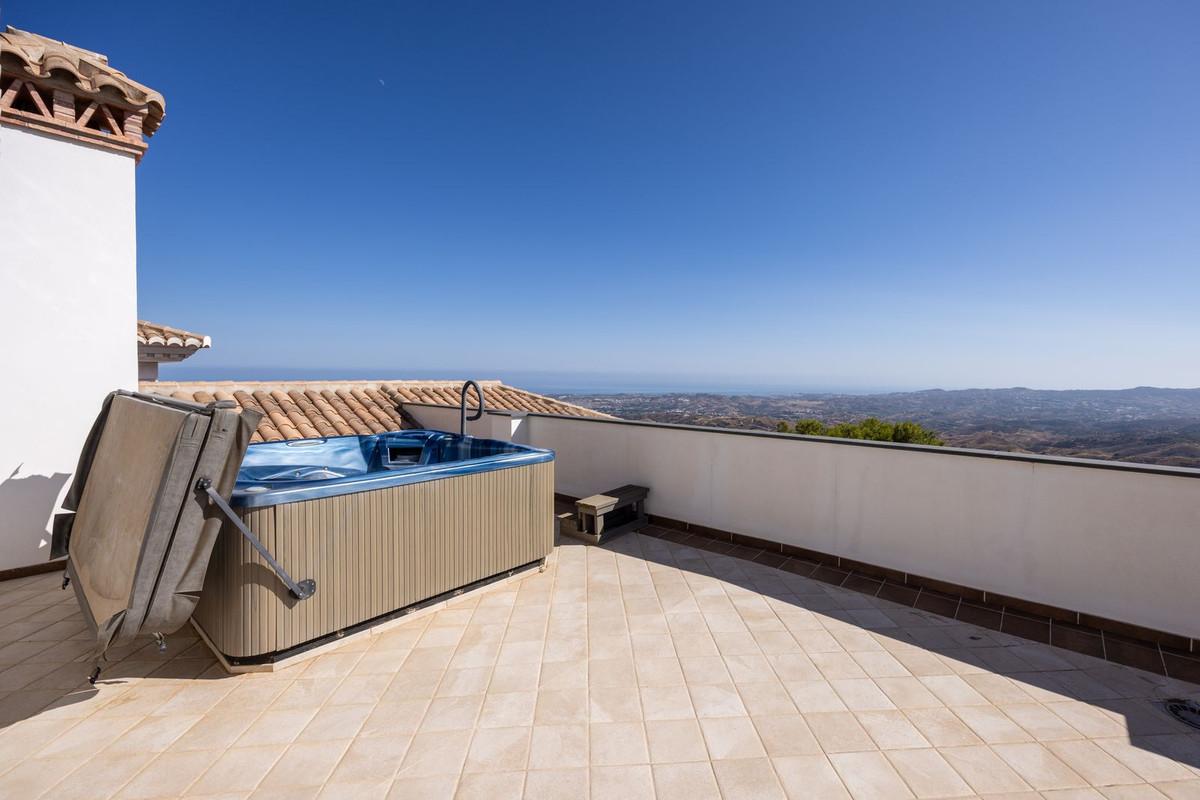 Villa for Sale in Mijas