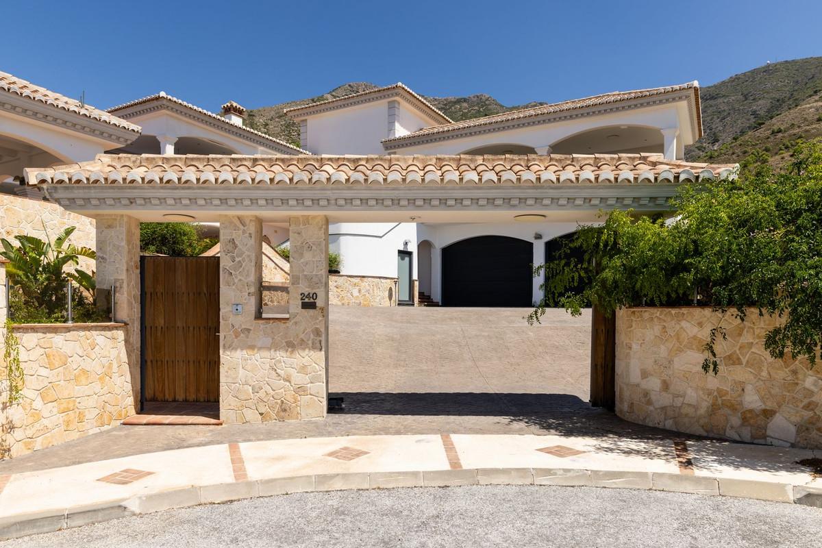 Villa for Sale in Mijas