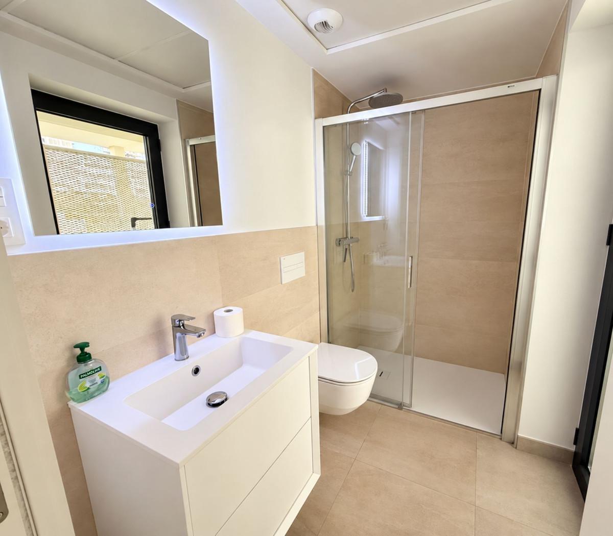 Apartment for Sale in Benalmádena