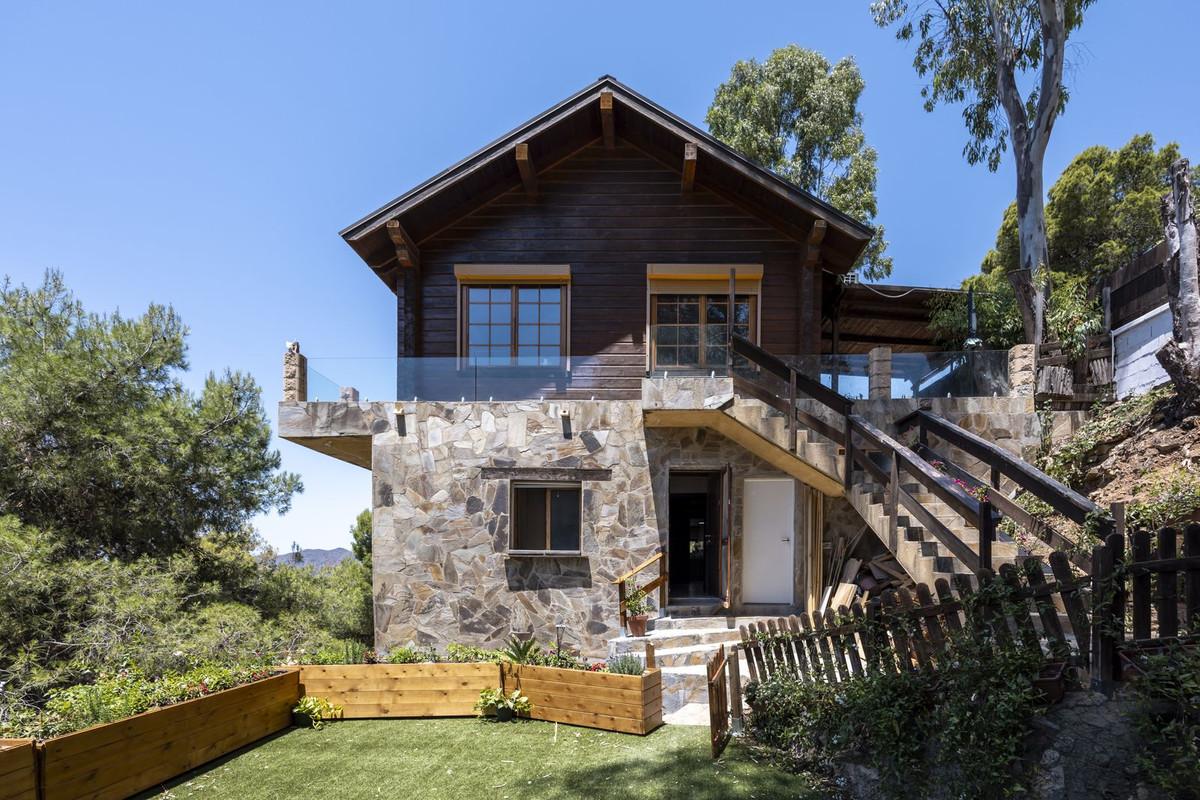 Villa for Sale in Málaga