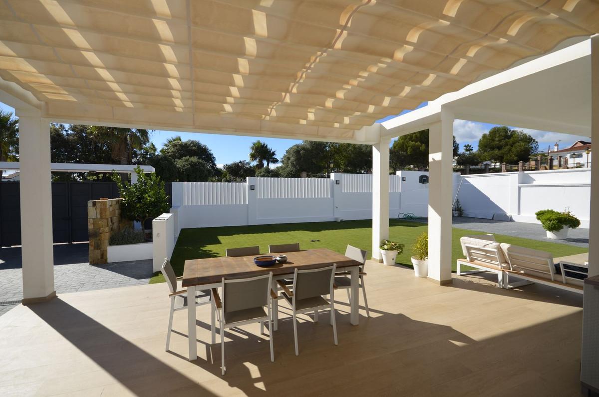 Villa en Venta en Manilva
