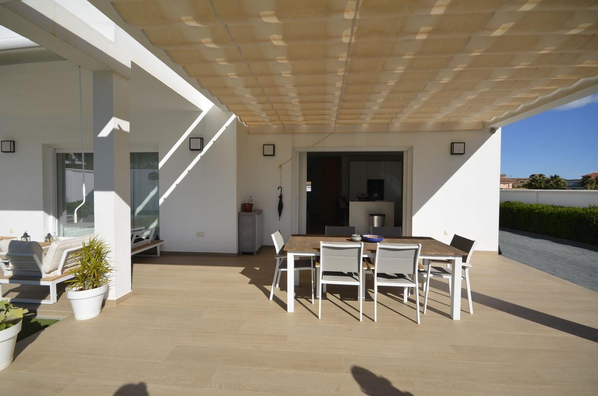 Villa en Venta en Manilva