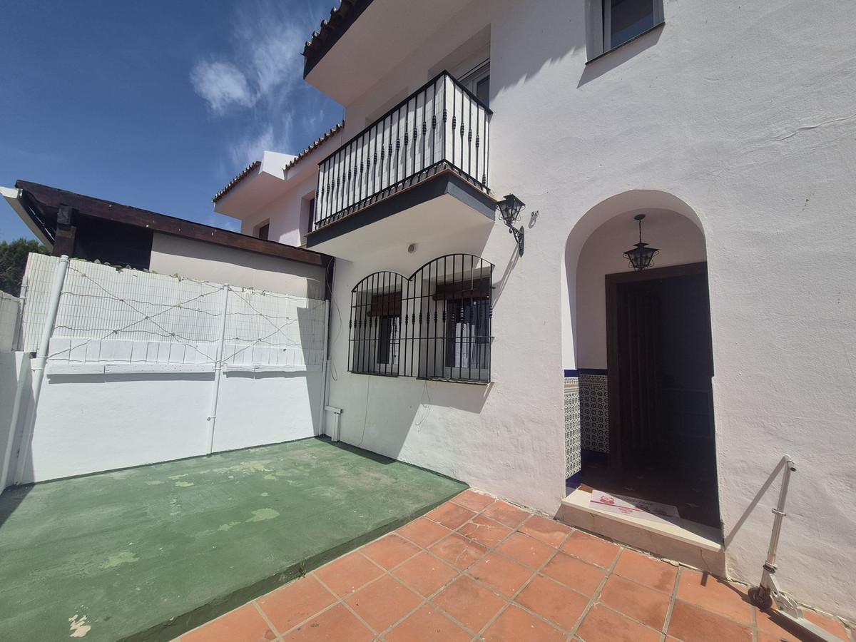 Semi-detached House for Sale in Manilva